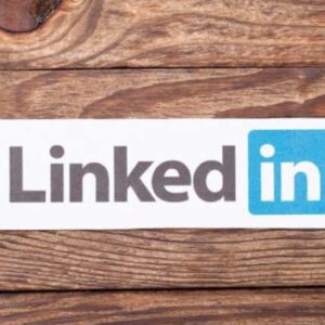 How to Automate LinkedIn Engagement Without Losing the Human Touch?